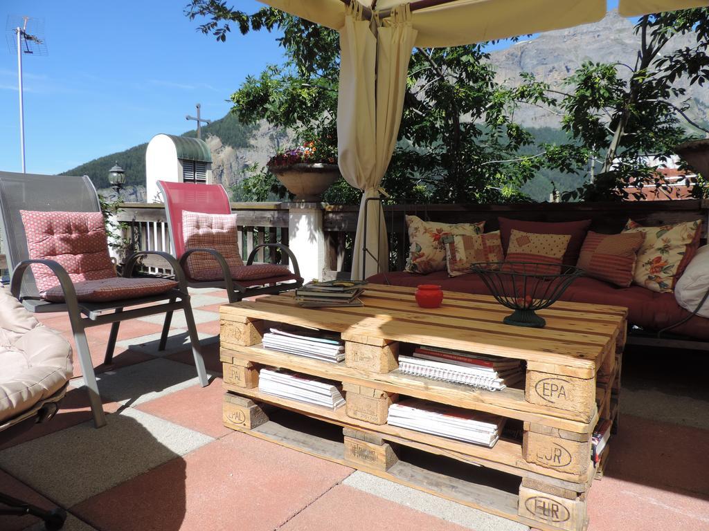 La Demeure Des Elfes Bed & Breakfast Albinen Exterior photo
